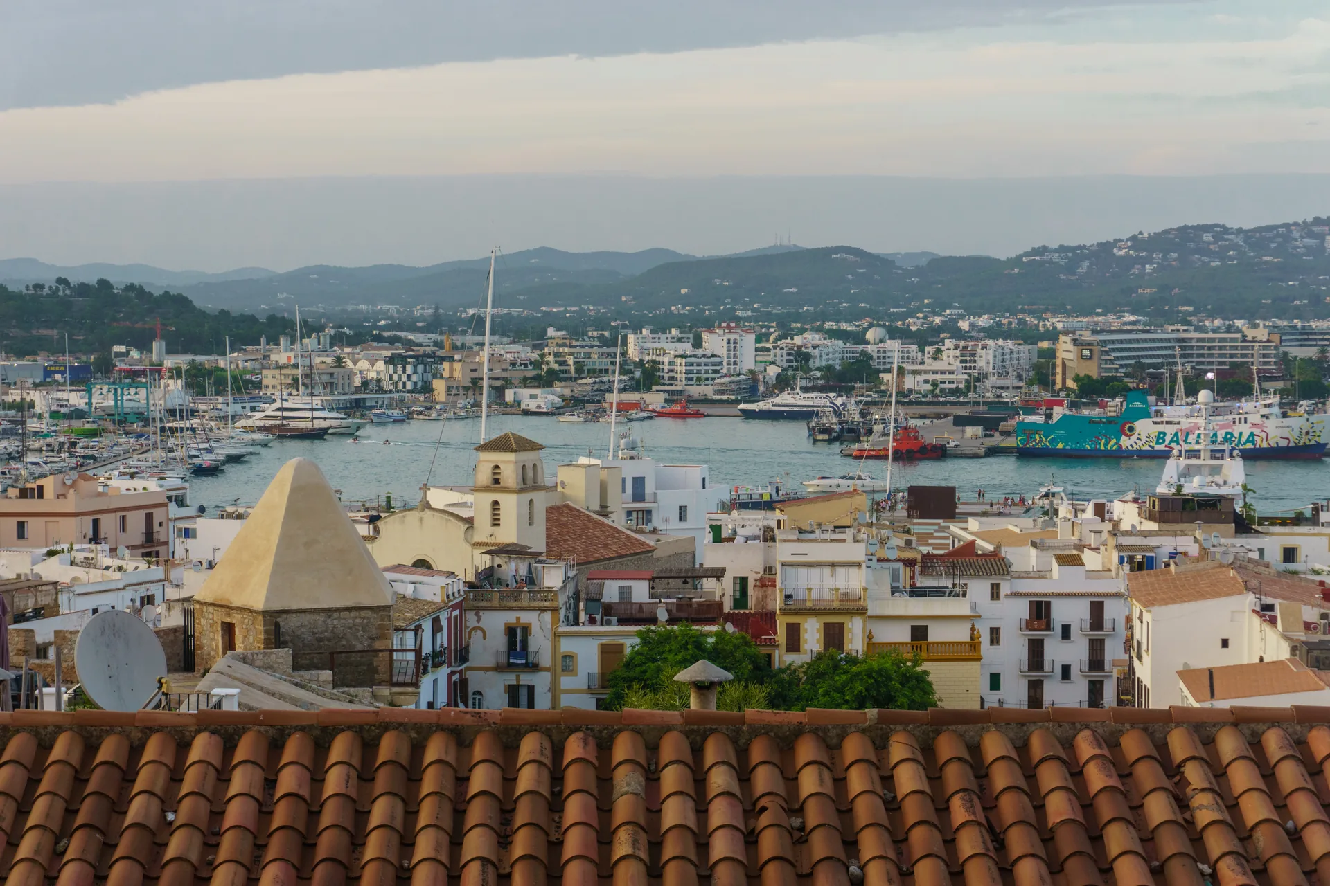 Auswirkungen der Urlaubsimmobiliennachfrage auf den Verkaufsprozess in Ibiza