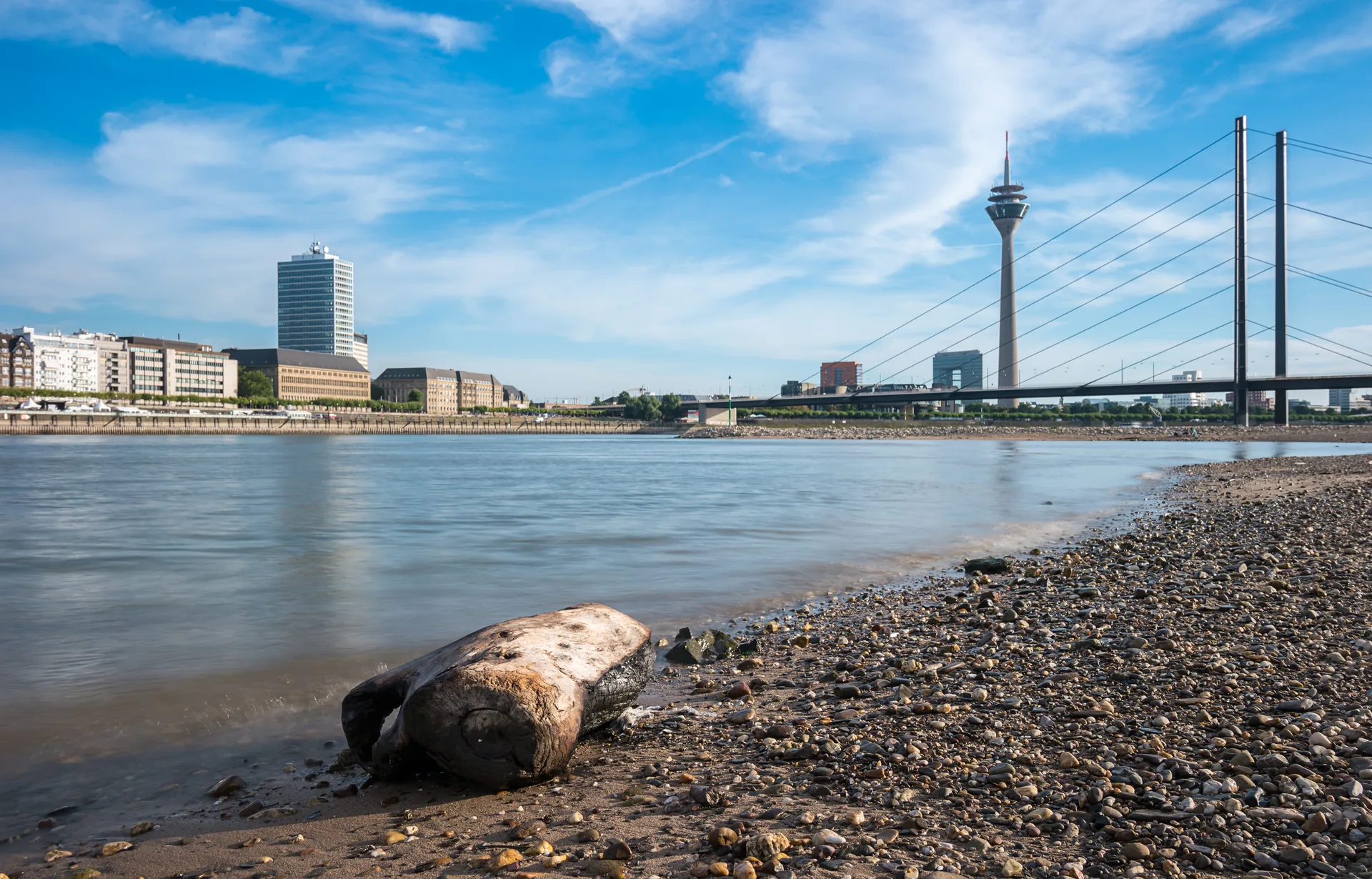 Den Düsseldorfer Traum leben: Exklusives Leben in der Stadt genießen