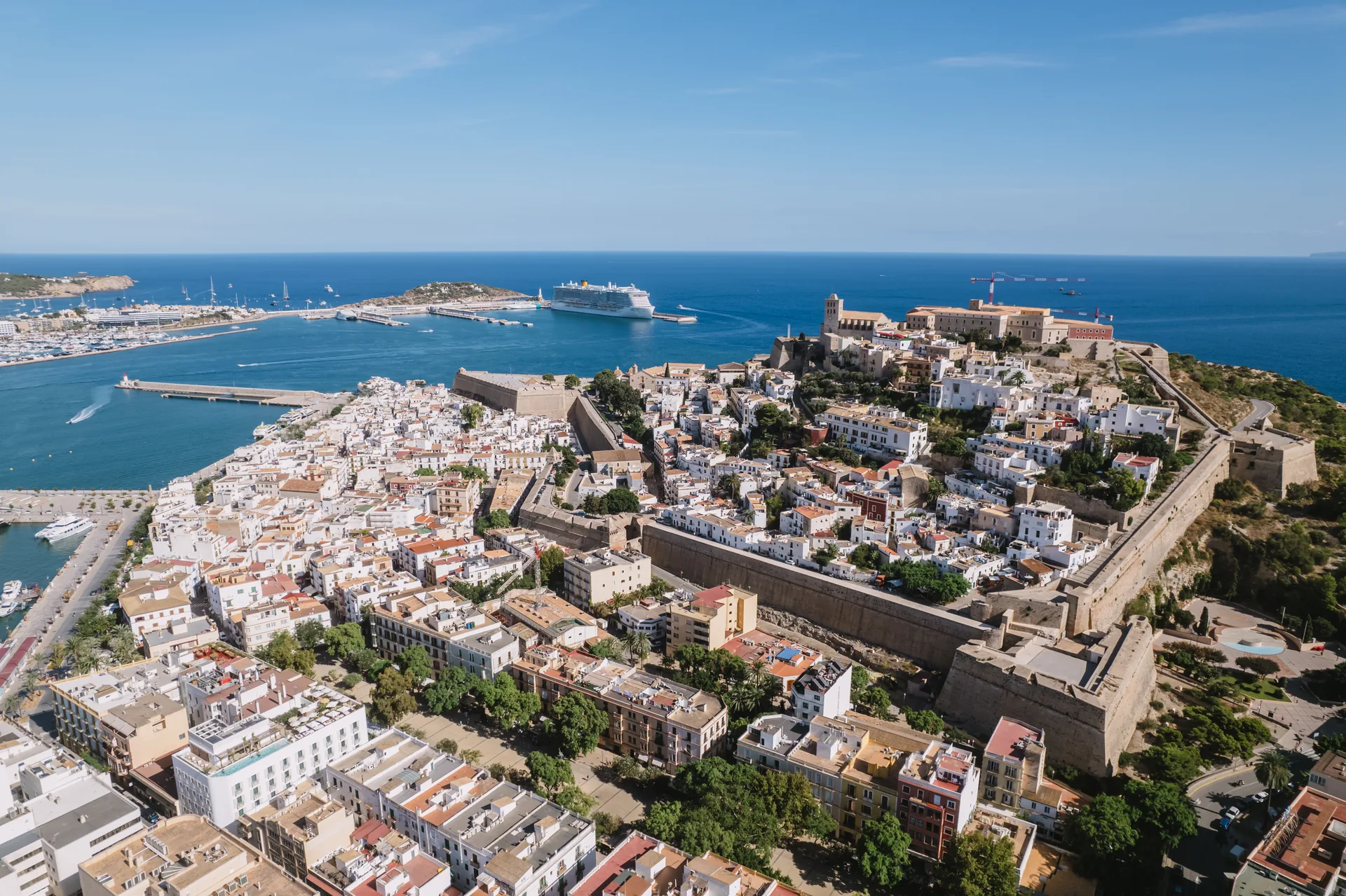 Entspannung pur: Luxushotel auf Ibiza
