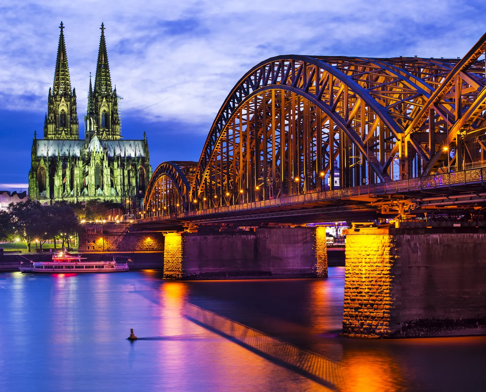 Die exklusivsten Rheinvillen in Rodenkirchen