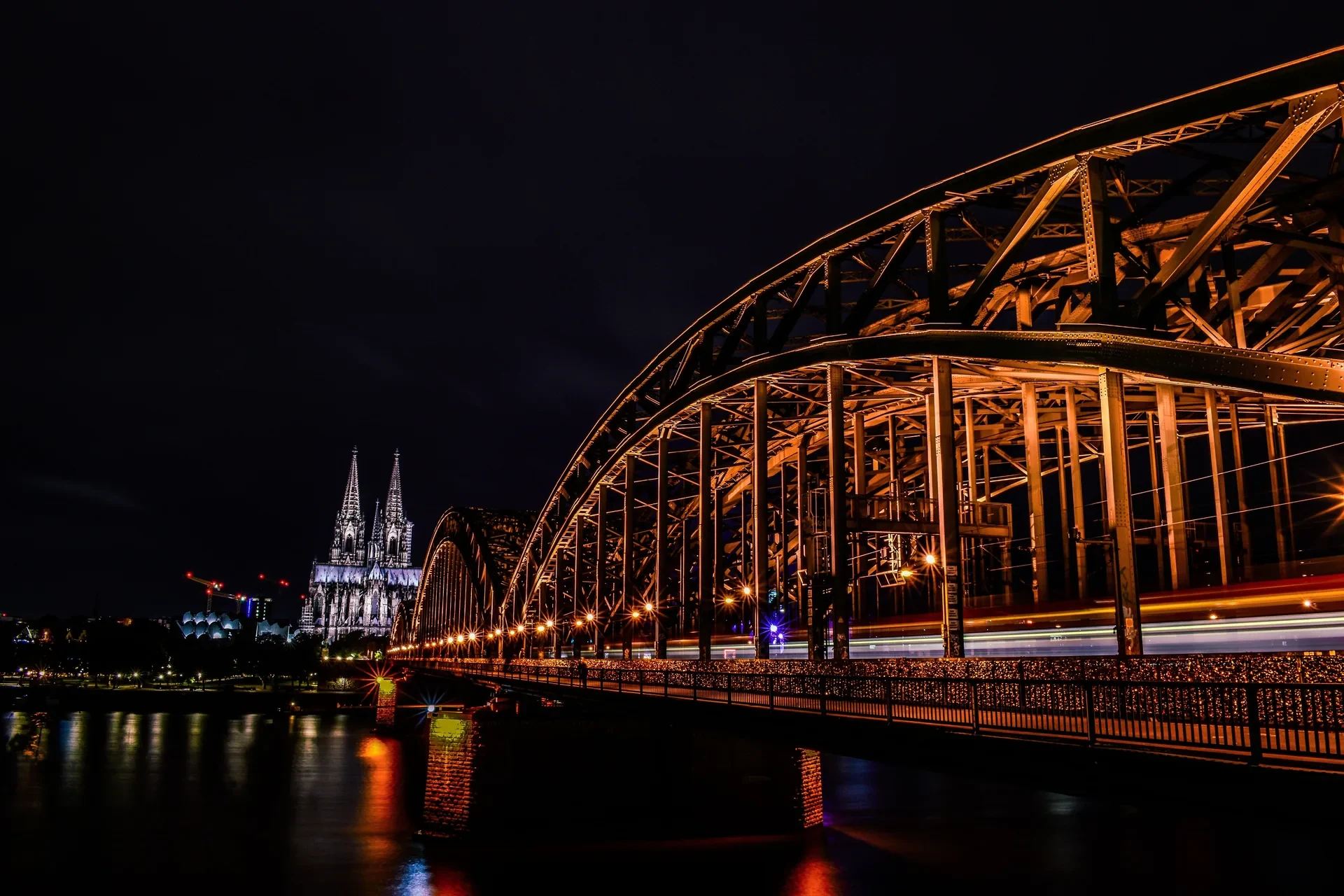 Nachhaltige Investments: Zukunftssichere grüne Immobilien in Köln