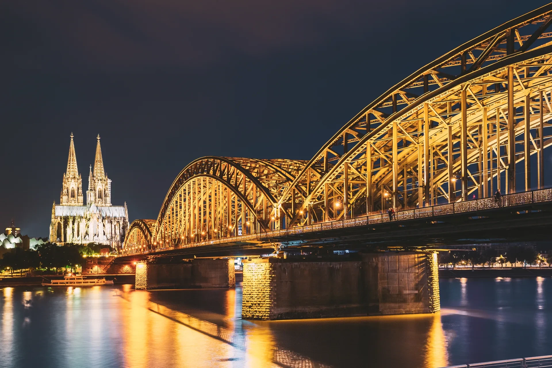 Die Top Bauträger für Luxusimmobilien in Köln