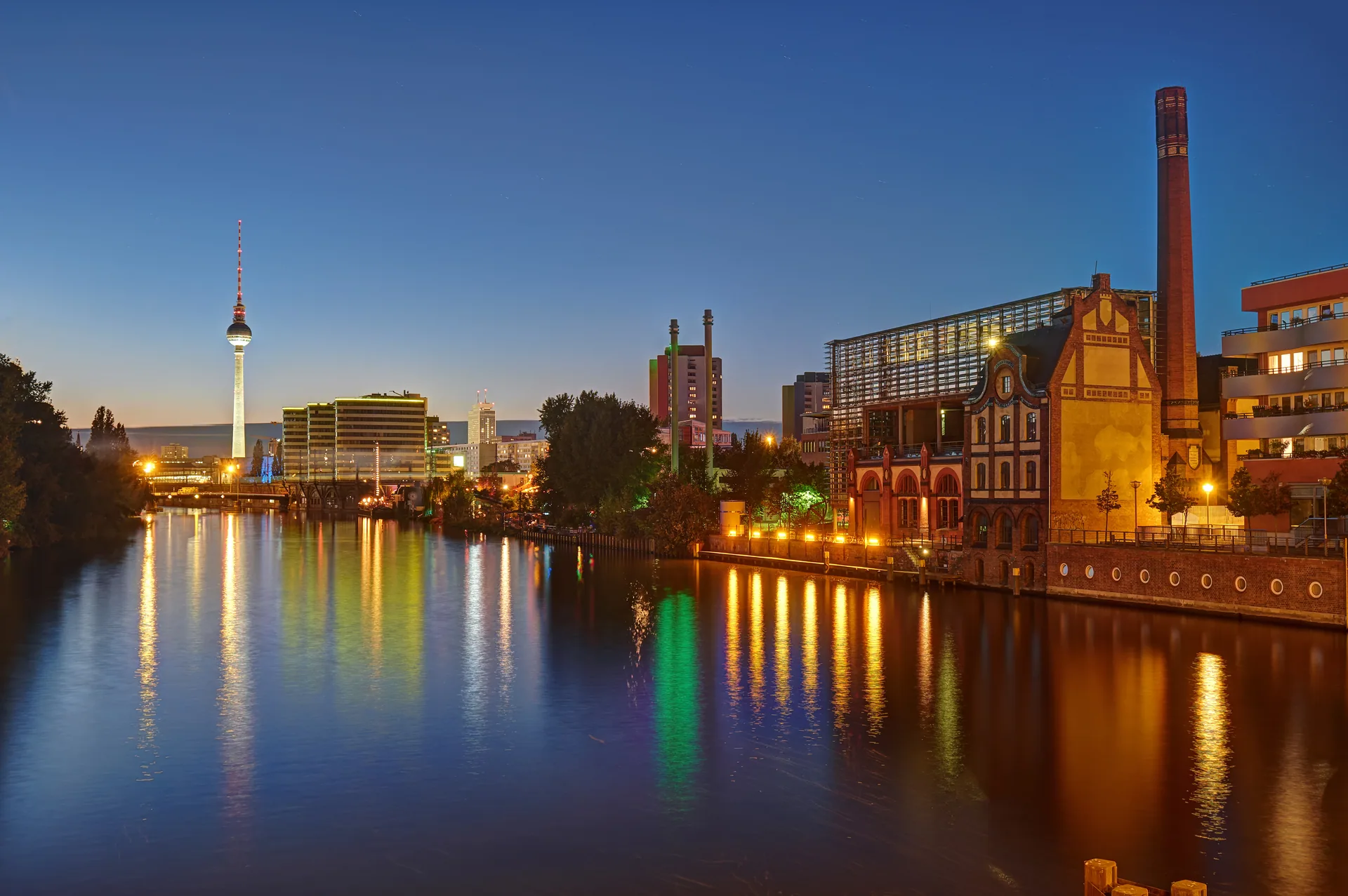 Die besten Penthäuser mit Blick auf die Spree in Kreuzberg