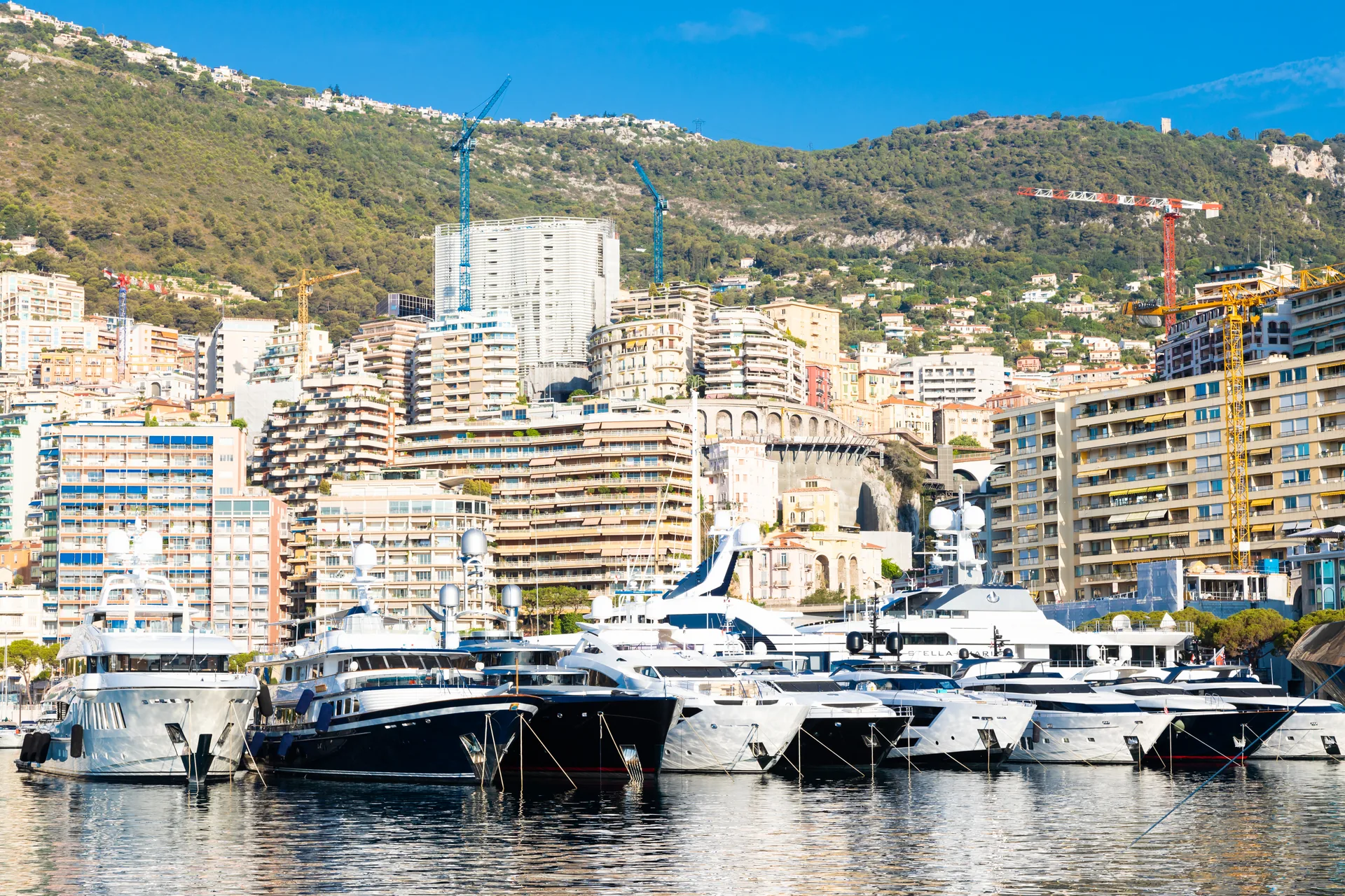 Villen auf dem Felsen: Einzigartige Immobilien in Monaco-Ville